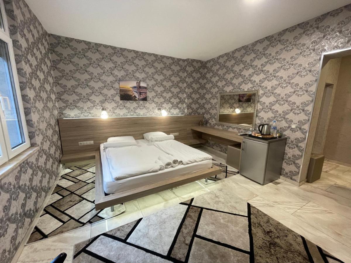 De Luxe Studio Burgas, City Center Luaran gambar
